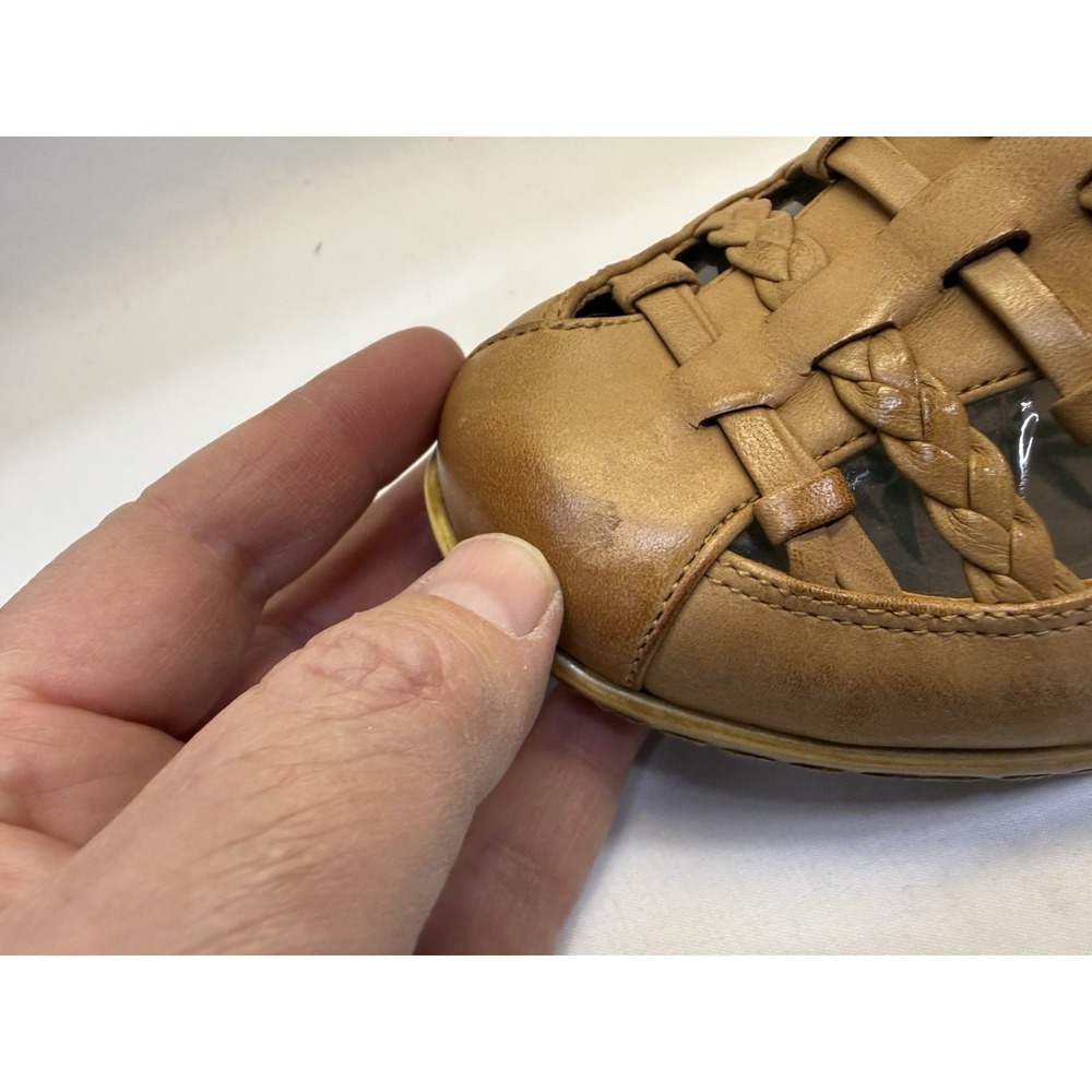 Easy Spirit Espedrine Sandals Tan T-Strap Low Heel Women's Size 7M - Picture 13 of 13